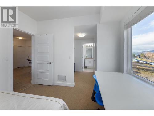 975 Academy Way Unit# 401, Kelowna, BC - Indoor Photo Showing Bedroom