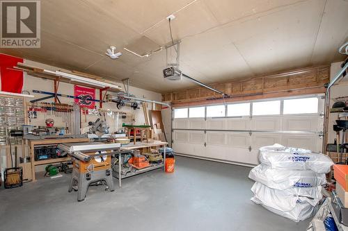2440 Old Okanagan Highway Unit# 424, West Kelowna, BC - Indoor Photo Showing Garage