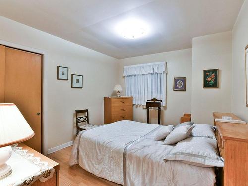 Chambre Ã Â coucher - 743 Rue Ernest-S.-Mathieu, Terrebonne (Terrebonne), QC - Indoor Photo Showing Bedroom