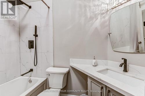 312 Seaton St, Toronto, ON - Indoor Photo Showing Bathroom