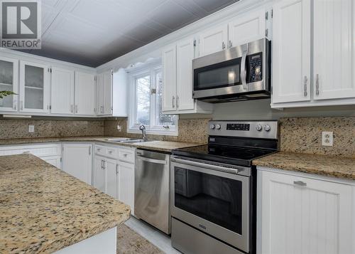33 Frecker Place, Placentia, NL - Indoor Photo Showing Kitchen With Double Sink