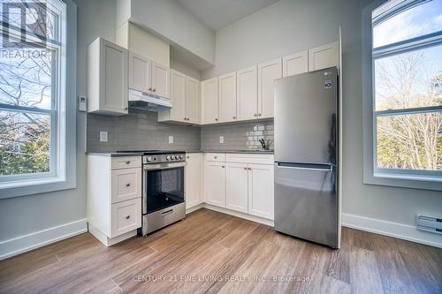 1614 Ridge Road E, Oro-Medonte, ON - Indoor Photo Showing Kitchen