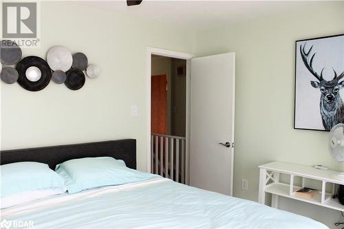47 Marilyn Crescent, Kawartha Lakes, ON - Indoor Photo Showing Bedroom