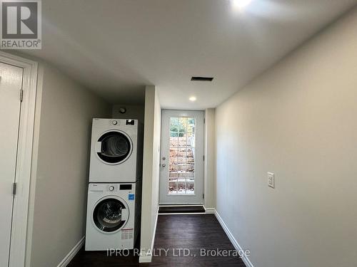 546 Sherin Dr, Oakville, ON - Indoor Photo Showing Laundry Room