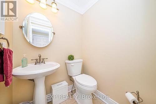28 Thrushwood Tr, Kawartha Lakes, ON - Indoor Photo Showing Bathroom