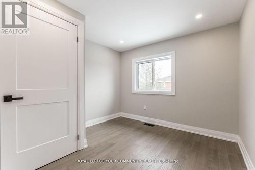 86 Ambler Bay, Barrie, ON - Indoor Photo Showing Other Room