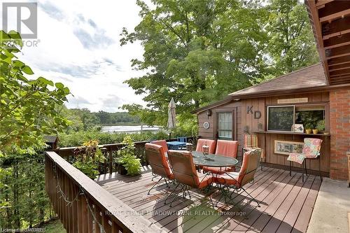 225/269 Campbell Ave E, Milton, ON - Outdoor With Deck Patio Veranda With Exterior