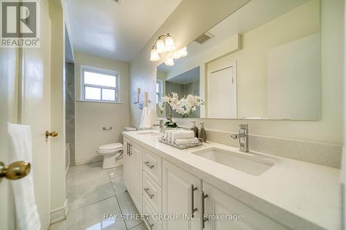 58 Sonmore Drive, Toronto, ON - Indoor Photo Showing Bathroom