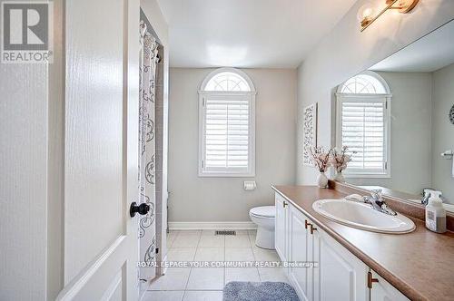 106 Laurendale Ave, Georgina, ON - Indoor Photo Showing Bathroom