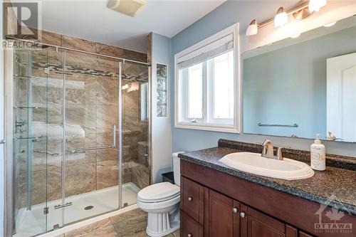 6 Hartsmere Drive, Ottawa, ON - Indoor Photo Showing Bathroom