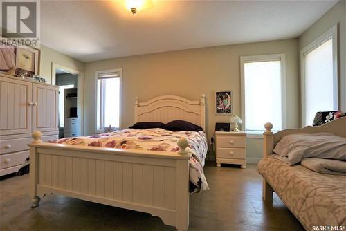 11 Vista Del Sol, Sun Dale, SK - Indoor Photo Showing Bedroom