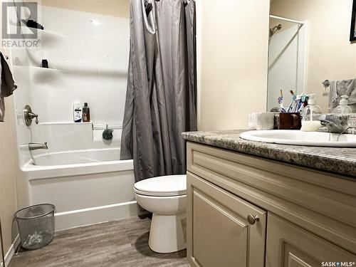 A & B 1322 107Th Street, North Battleford, SK - Indoor Photo Showing Bathroom