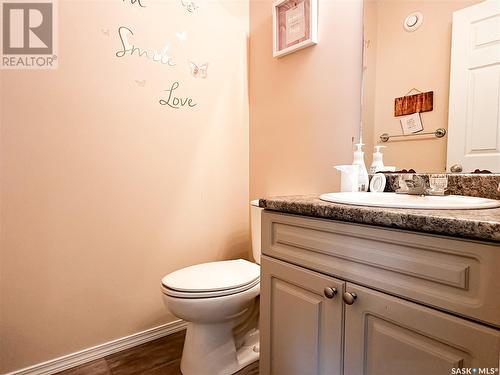 A & B 1322 107Th Street, North Battleford, SK - Indoor Photo Showing Bathroom