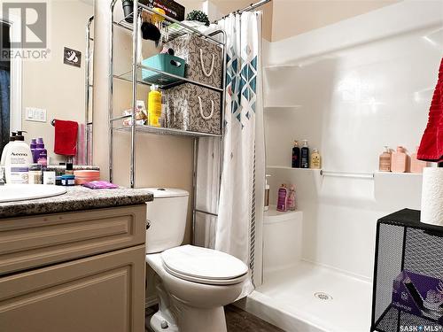 A & B 1322 107Th Street, North Battleford, SK - Indoor Photo Showing Bathroom