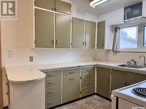 309 A Avenue E, Wynyard, SK - Indoor Photo Showing Kitchen
