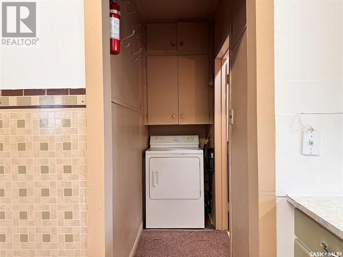 309 A Avenue E, Wynyard, SK - Indoor Photo Showing Laundry Room