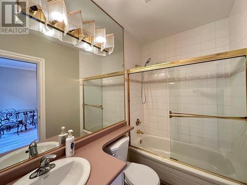 62Xx Danube Road, Richmond, BC - Indoor Photo Showing Bathroom