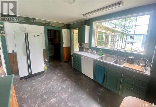 43 Moores Mills Road, Moores Mills, NB - Indoor Photo Showing Kitchen With Double Sink