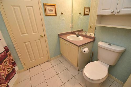 60 Rice Avenue|Unit #9, Hamilton, ON - Indoor Photo Showing Bathroom