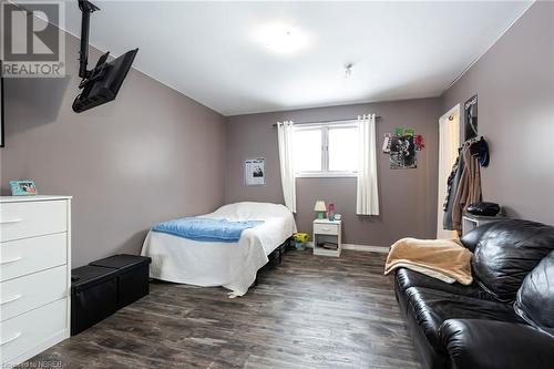 412 Old Ferguson Road, Laurier, ON - Indoor Photo Showing Bedroom