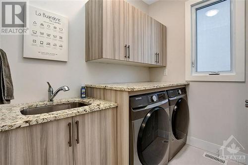 1477 Michaelsem Street, Orleans, ON - Indoor Photo Showing Laundry Room