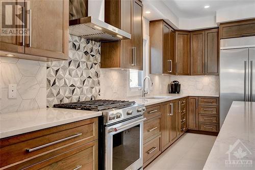 1477 Michaelsem Street, Orleans, ON - Indoor Photo Showing Kitchen With Upgraded Kitchen