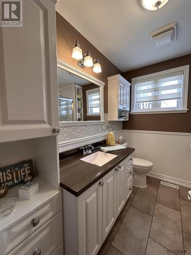 36 Hazel St, Kapuskasing, ON - Indoor Photo Showing Kitchen With Double Sink