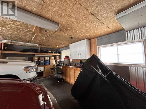 36 Hazel St, Kapuskasing, ON - Indoor Photo Showing Garage
