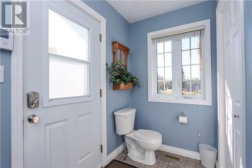 846 Gravel Drive, Hanmer, ON - Indoor Photo Showing Bathroom