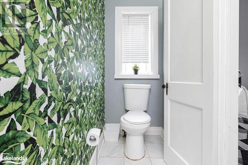 57 Woodward Street, Bracebridge, ON - Indoor Photo Showing Bathroom