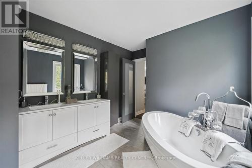 11 Fieldway Crt, Melancthon, ON - Indoor Photo Showing Bathroom