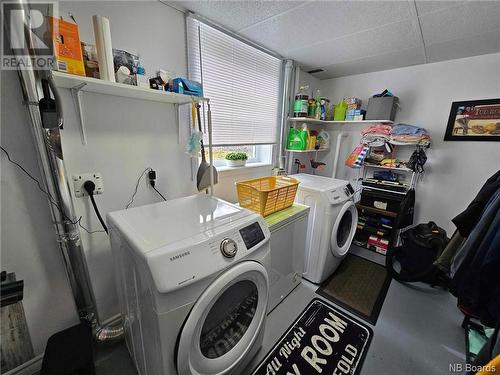 1585 Keith, Bathurst, NB - Indoor Photo Showing Laundry Room