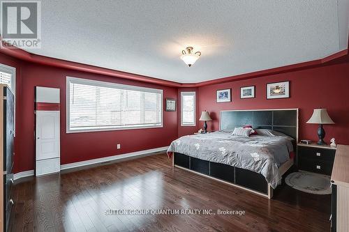 3268 Cabano Cres, Mississauga, ON - Indoor Photo Showing Bedroom
