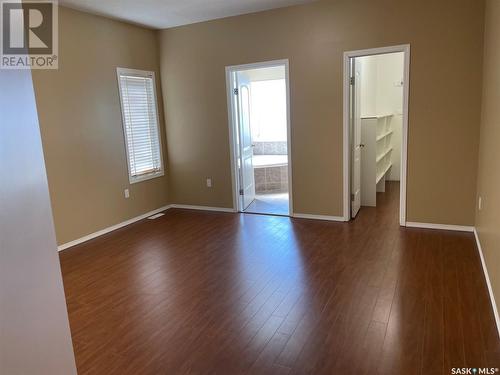 14 Somerset Street, Gravelbourg, SK - Indoor Photo Showing Other Room