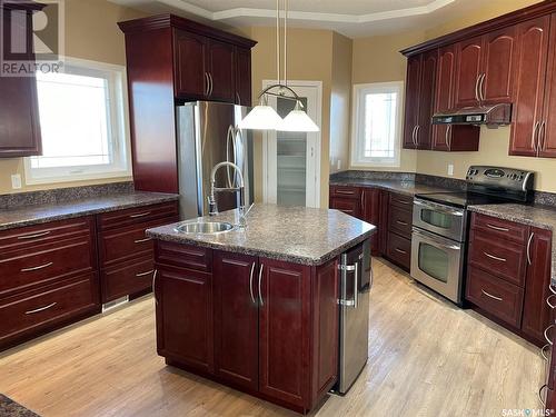 14 Somerset Street, Gravelbourg, SK - Indoor Photo Showing Kitchen With Double Sink