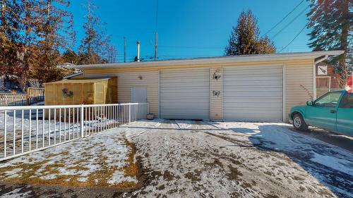 234 21St Avenue N, Creston, BC - Outdoor With Exterior