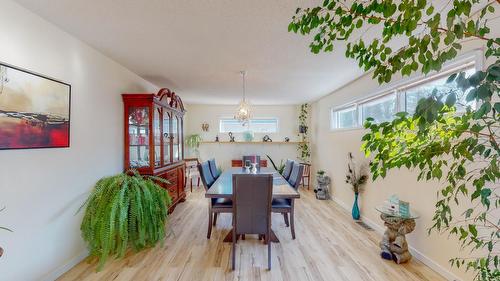 234 21St Avenue N, Creston, BC - Indoor Photo Showing Dining Room