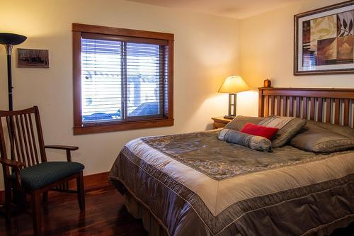 1575 Manor Road, Kimberley, BC - Indoor Photo Showing Bedroom