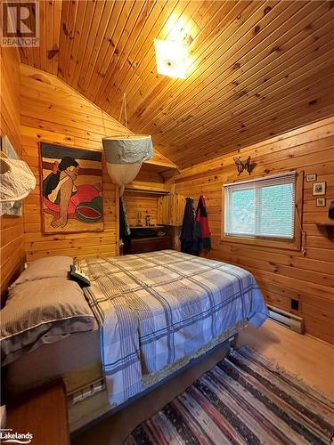 79 Country Lane, Seguin, ON - Indoor Photo Showing Bedroom
