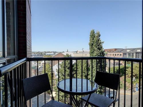 407-409 Swift St, Victoria, BC - Outdoor With Exterior