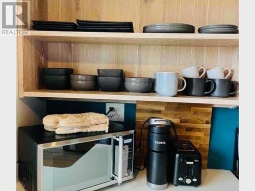 4109 Whalen Ave, Powell River, BC - Indoor Photo Showing Kitchen