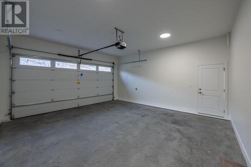248 Bentgrass Avenue, Oliver, BC - Indoor Photo Showing Garage