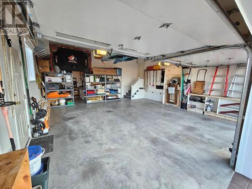 721 Royal Pine Drive, Kelowna, BC - Indoor Photo Showing Garage