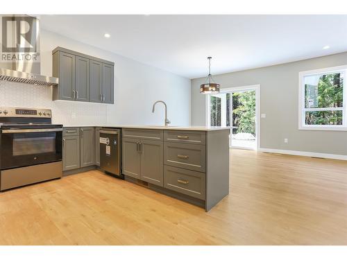 281 Loganberry Avenue, Kitimat, BC - Indoor Photo Showing Kitchen