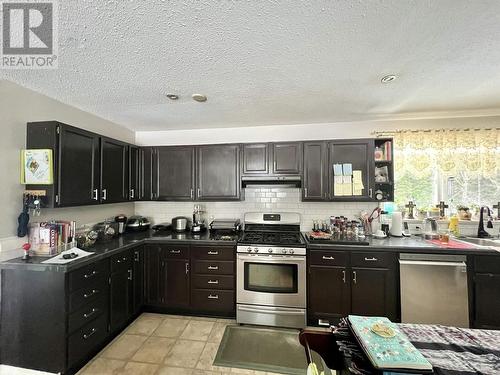 196 Chinook Avenue, Kitimat, BC - Indoor Photo Showing Kitchen