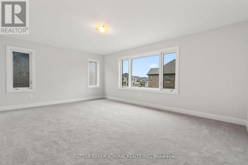 32 Mckay Avenue, Kawartha Lakes, ON - Indoor Photo Showing Other Room