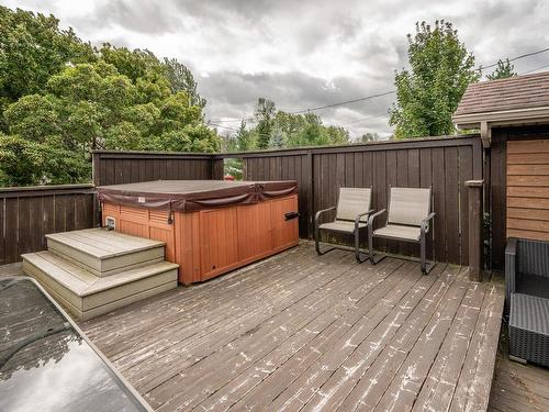 Hot tub - 2048 Ch. Lakeshore, Clarenceville, QC - Outdoor With Deck Patio Veranda With Exterior