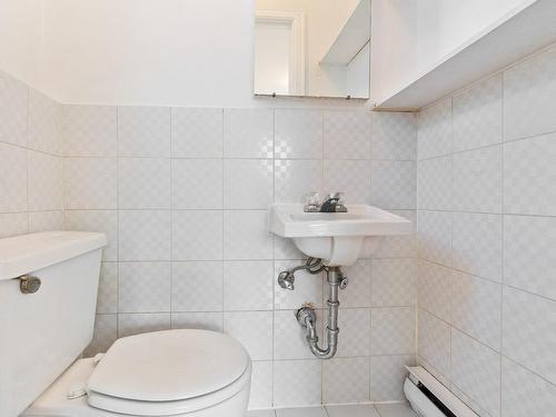 Ensuite bathroom - 69 Rue Dufferin, Hampstead, QC - Indoor Photo Showing Bathroom