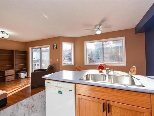 A-2312 1St St, Courtenay, BC - Indoor Photo Showing Kitchen With Double Sink