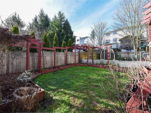 A-2312 1St St, Courtenay, BC - Outdoor